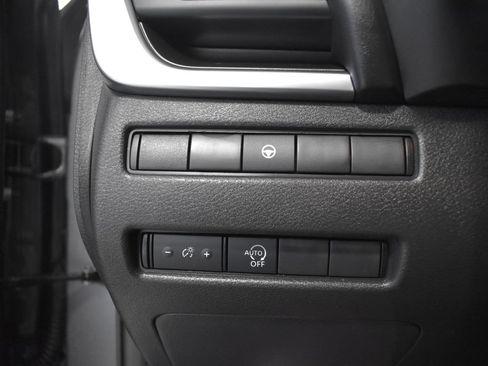 Certified 2023 Nissan Rogue SV AWD/4WD image 18