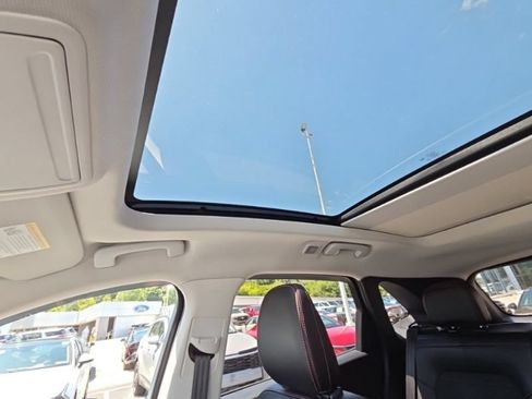 Used 2022 Ford Escape SEL w/ SEL Stealth AWD Package image 39