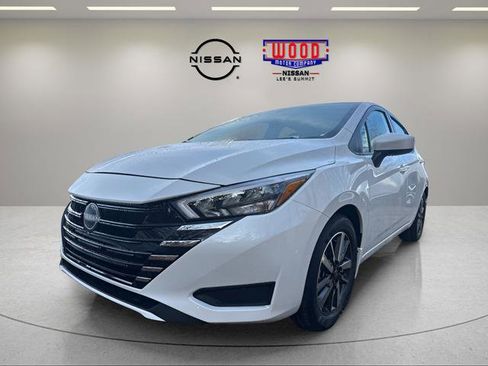 New 2025 Nissan Versa SV w/ Trunk Package image 7