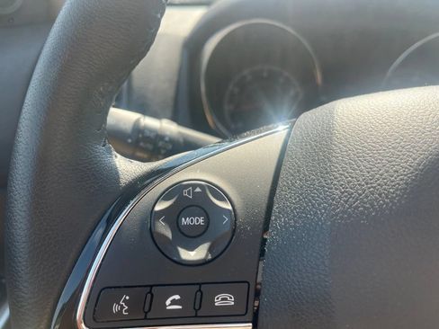 Used 2022 Mitsubishi Outlander Sport SE FWD image 13