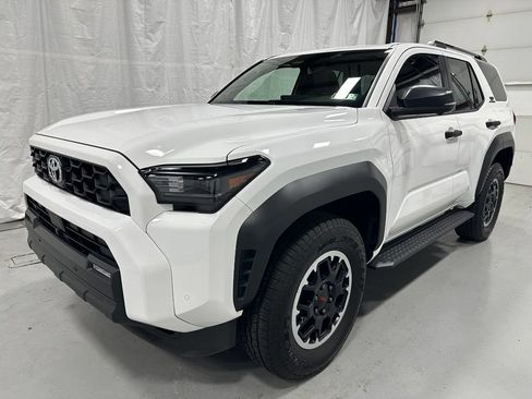 Used 2026 Toyota 4Runner TRD Off-Road Premium AWD/4WD image 3