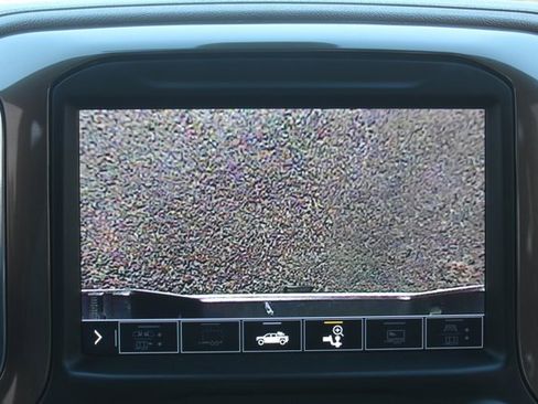 Used 2022 Chevrolet Silverado 2500 High Country w/ Safety Package II image 40