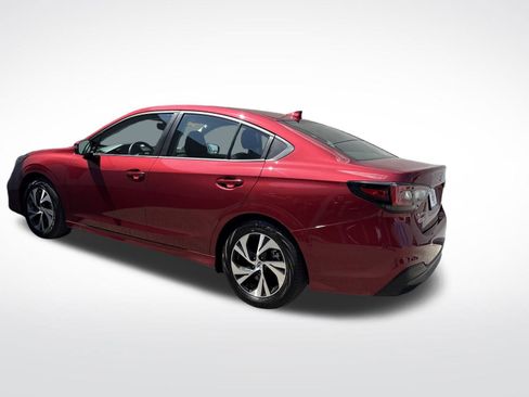 Used 2025 Subaru Legacy Premium image 3