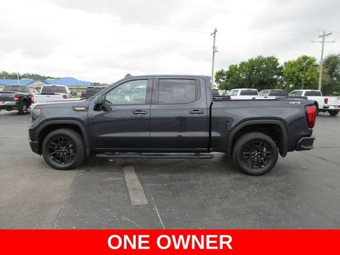 Used 2025 GMC Sierra 1500 Elevation w/ Preferred Package AWD/4WD image 9