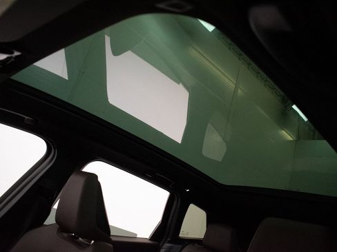 Certified 2025 BMW X3 M50 w/ Premium Package image 21