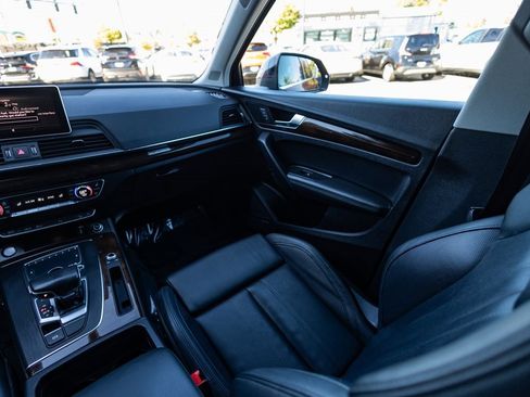 Used 2019 Audi Q5 2.0T Premium Plus w/ Premium Plus Package image 22