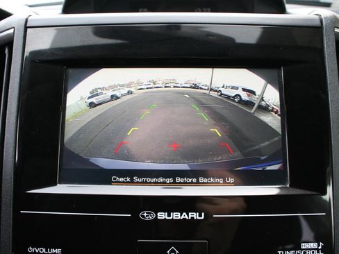 Used 2017 Subaru Impreza 2.0i Premium image 14