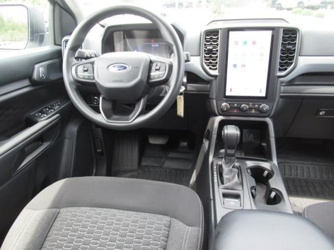 Used 2025 Ford Ranger XL RWD image 16