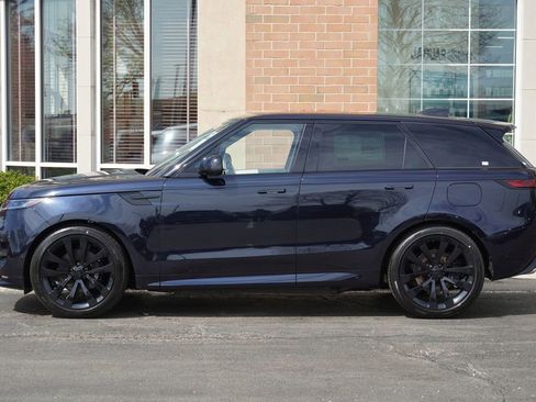 New 2026 Land Rover Range Rover Sport Dynamic SE AWD/4WD image 3