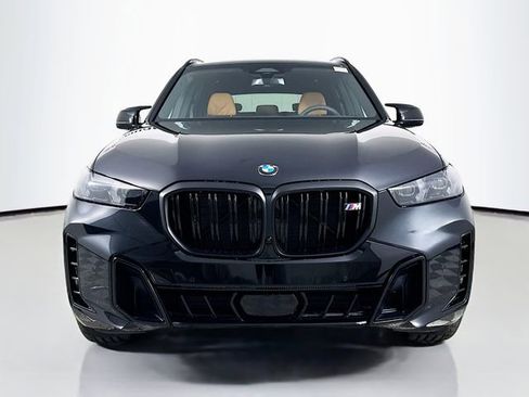 New 2026 BMW X5 M60i w/ Climate Comfort Package image 2