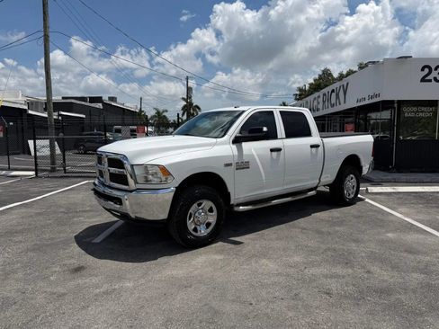 Used 2014 RAM 2500 Tradesman w/ Chrome Appearance Group AWD/4WD image 1