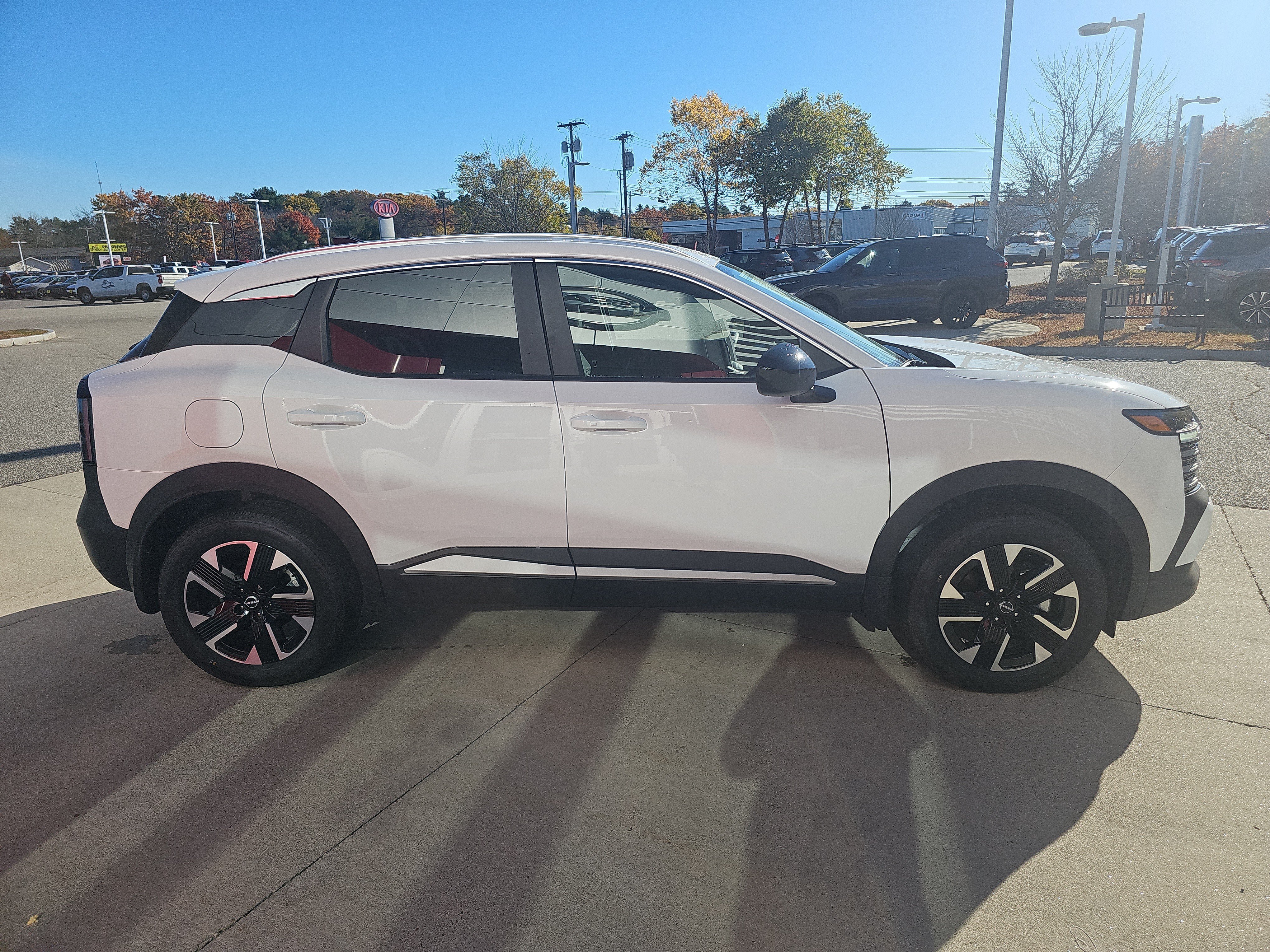 New 2027 Nissan Kicks SV w/ SV Premium Package AWD/4WD image 8