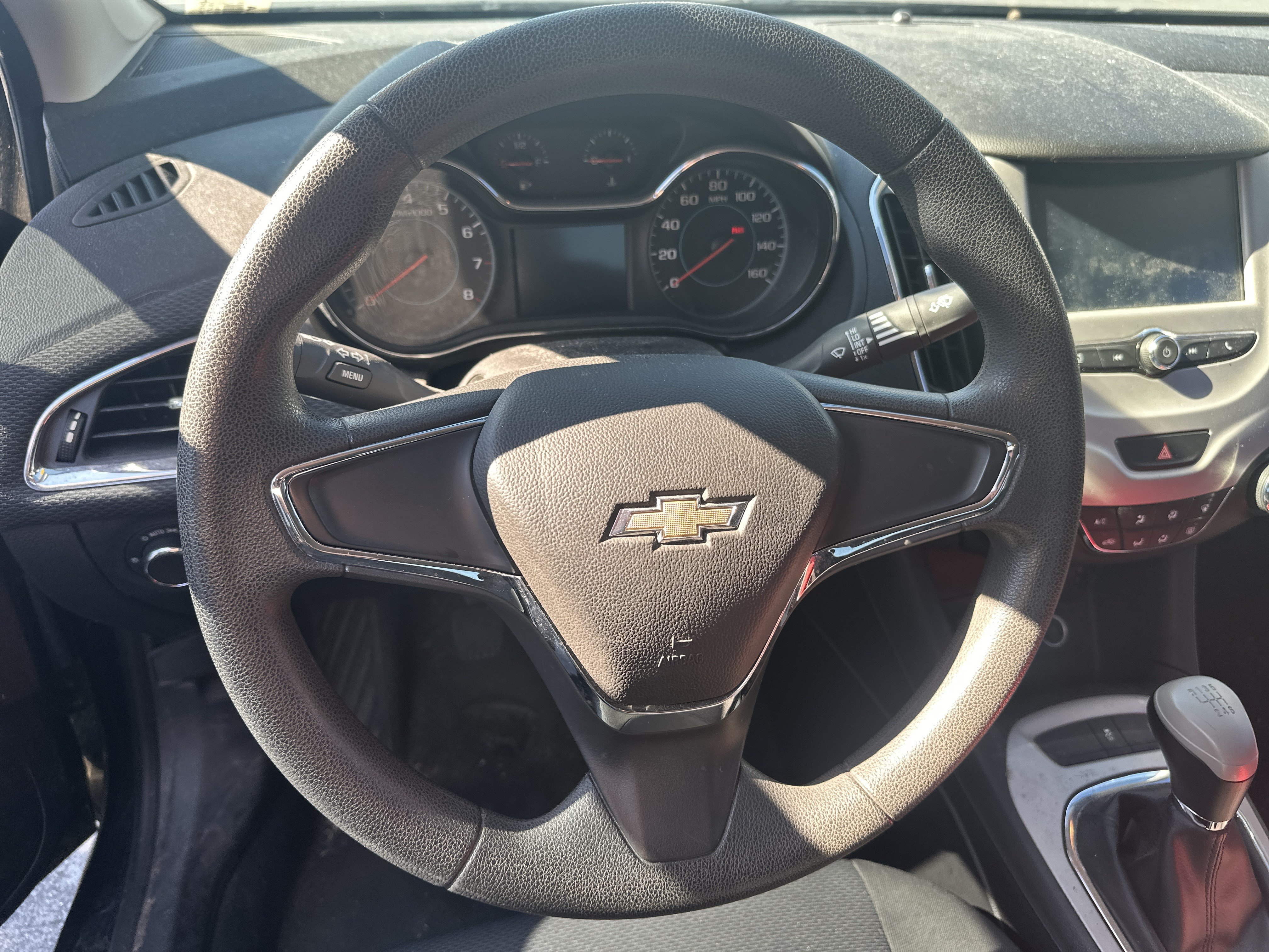 Used 2017 Chevrolet Cruze LS FWD image 11