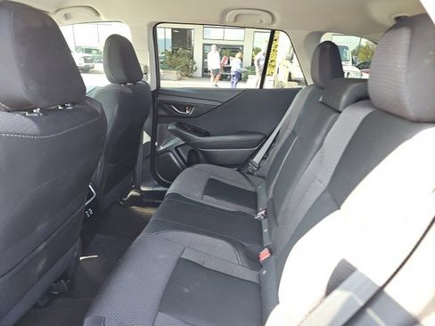 Used 2025 Subaru Outback Premium image 8