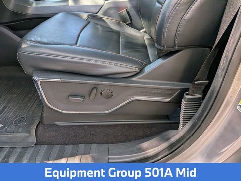 Used 2022 Ford F150 Lariat w/ Max Trailer Tow Package image 12