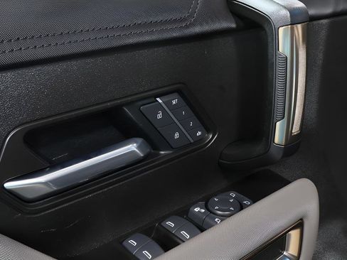 Used 2025 GMC Hummer EV 3X w/ LPO, Illumination Package image 24