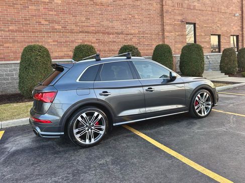 Used 2018 Audi SQ5 Prestige w/ Prestige Package image 32