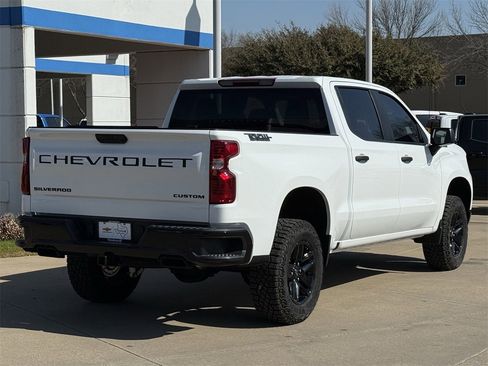 New 2026 Chevrolet Silverado 1500 Custom Trail Boss w/ Dark Appearance Package image 4