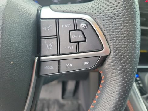 Used 2024 Toyota Sienna XSE w/ XSE Premium Package FWD image 26