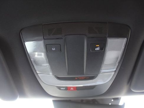 Used 2025 Kia Sportage X-Line image 34