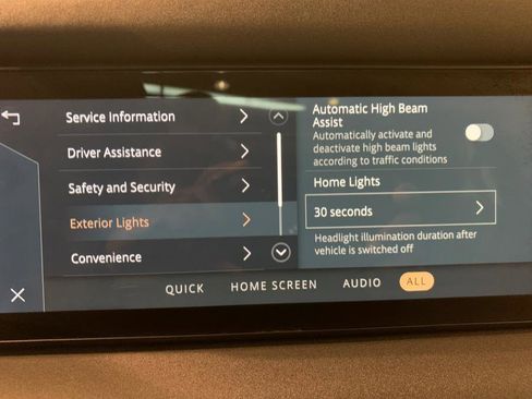 Used 2020 Land Rover Defender 110 S image 30