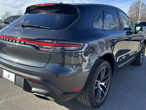 Used 2024 Porsche Macan image 10
