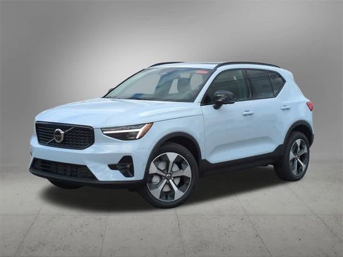New 2026 Volvo XC40 B5 Plus w/ Protection Package Premier image 1
