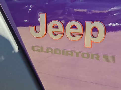 New 2026 Jeep Gladiator Mojave w/ Safety Group image 9