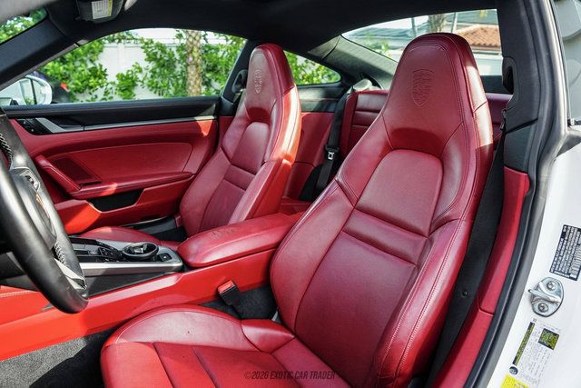 Used 2020 Porsche 911 Carrera RWD image 25