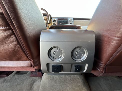 Used 2013 Ford F150 King Ranch w/ King Ranch Luxury Pkg image 22