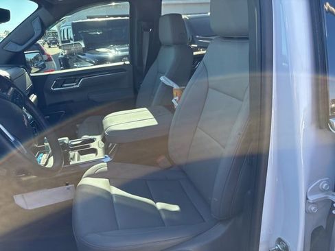 Used 2025 Chevrolet Silverado 1500 LTZ w/ LTZ Premium Package image 11