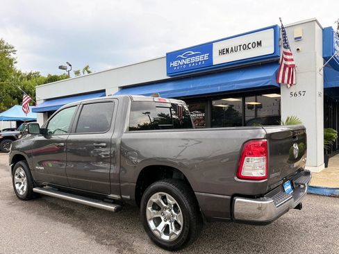 Used 2022 RAM 1500 Big Horn AWD/4WD image 3