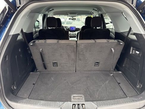 Used 2022 Ford Explorer XLT image 23
