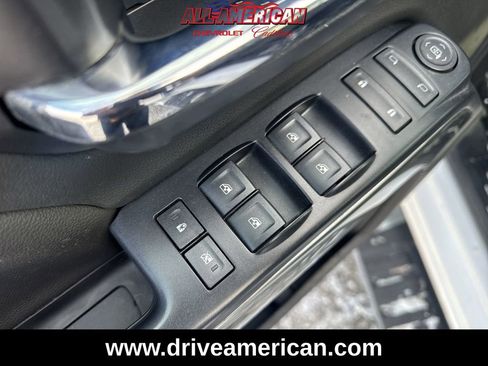 Used 2018 Chevrolet Silverado 1500 LT w/ All Star Edition image 10