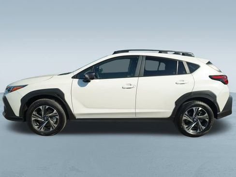 Used 2024 Subaru Crosstrek 2.0i Premium w/ Crosstrek Mirror Package image 4