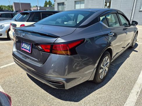 Used 2021 Nissan Altima 2.5 S w/ Driver Assist Package FWD image 4