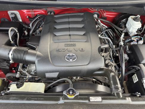 Used 2014 Toyota Tundra SR5 w/ TRD Off Road Package AWD/4WD image 29
