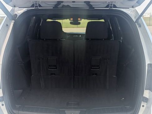 Used 2023 Dodge Durango GT image 8