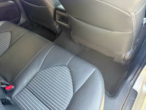 Used 2024 Toyota Camry SE FWD image 22
