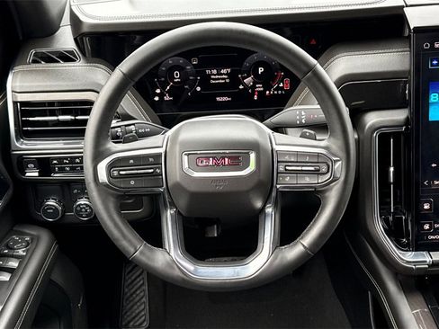 Used 2025 GMC Yukon Elevation image 20