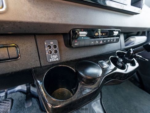 Used 2022 Mercedes-Benz Sprinter 3500 image 26