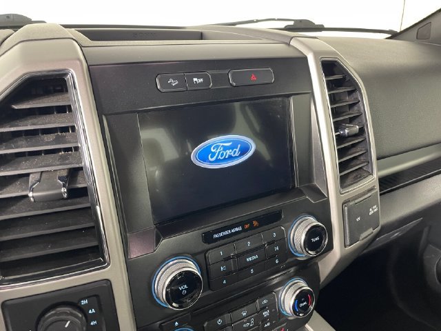 Used 2017 Ford F150 Lariat w/ Equipment Group 502A Luxury AWD/4WD image 7