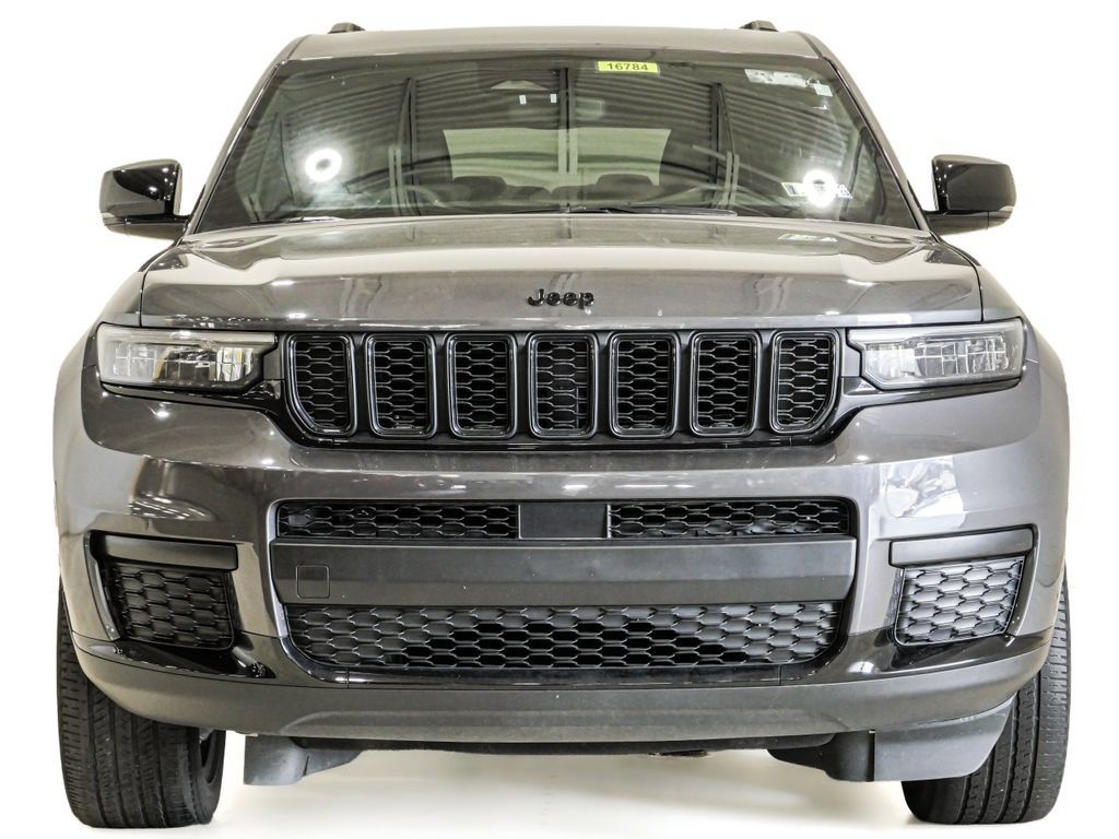 Used 2023 Jeep Grand Cherokee L Laredo AWD/4WD image 2
