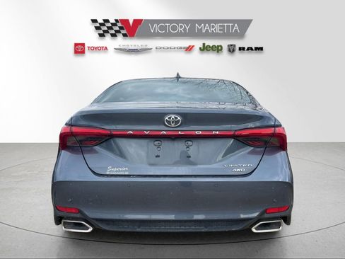 Used 2021 Toyota Avalon Limited w/ Advanced Safety Package image 3