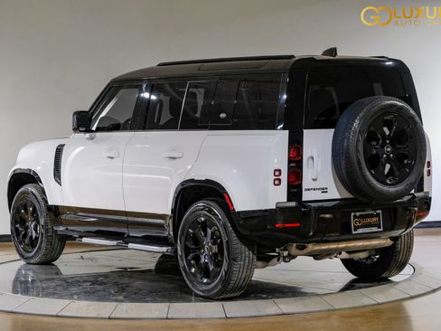 Used 2023 Land Rover Defender 110 X-Dynamic SE AWD/4WD image 12