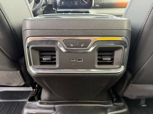 Used 2025 GMC Sierra 2500 Denali w/ Denali Reserve Package AWD/4WD image 25