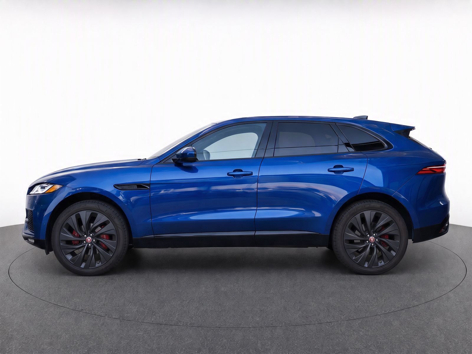 Used 2022 Jaguar F-PACE S AWD/4WD image 6