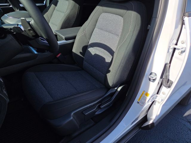 New 2027 GMC Terrain Elevation w/ LPO, Floor Liner Package FWD image 21