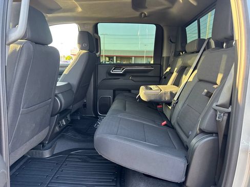 Used 2026 GMC Sierra 2500 SLE w/ SLE Value Package; AWD/4WD image 14
