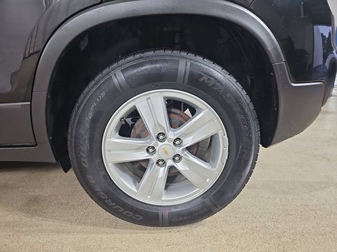 Used 2020 Chevrolet Trax LS w/ Tint and Cruise Package FWD image 38